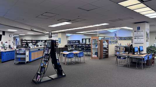 Hamilton School (6-12) in Anza California - Library Slideshow Image 3