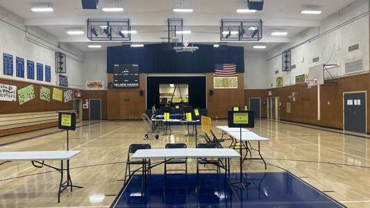 Hillside Middle School in Simi Valley California - Gym Slideshow Image 0