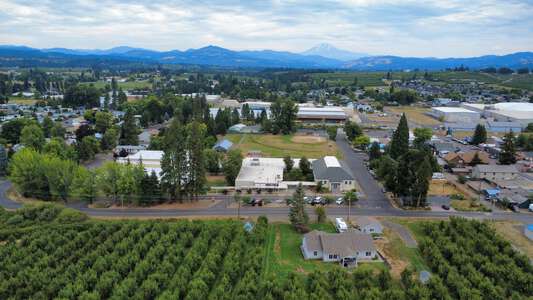 Hood River County School District in Hood River Oregon - Mid Valley Elementary School Slideshow Image 6