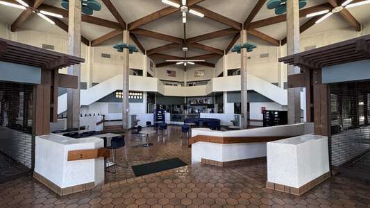 Irvine High School in Irvine California - Cafeteria Slideshow Image 6