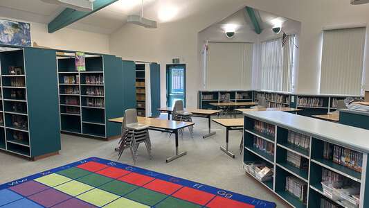 Jack London Elementary School in Antioch California - Library Slideshow Image 0