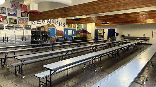 Kenilworth Elementary School in Phoenix Arizona - Cafeteria Slideshow Image 1