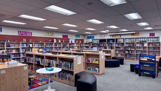 La Ballona Elementary School in Culver City California - Library Slideshow Image 0