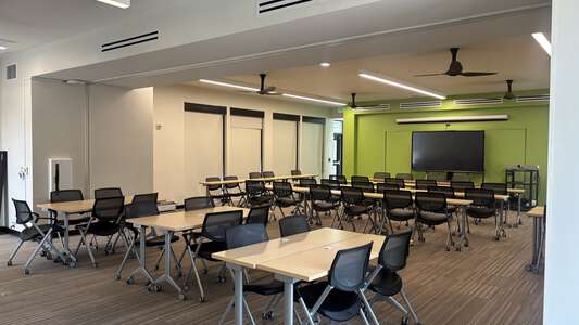 Laney College in Oakland California - Best Center Slideshow Image 3