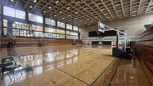 Laney College in Oakland California - Gym Slideshow Image 2