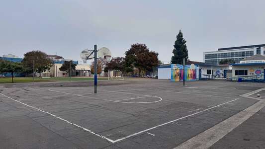 Linwood E. Howe Elementary School in Culver City California - Blacktop Slideshow Image 1