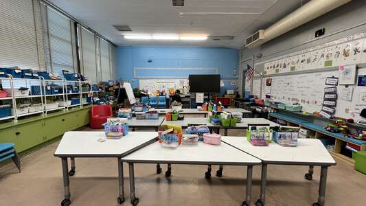 Loma Portal Elementary in San Diego California - Classroom Standard Slideshow Image 0