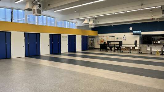 Little Lake  Elementary School in Hemet California - Multi-Purpose Room Slideshow Image 0