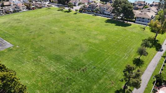 Lakeside Middle School in Irvine California - Practice Field 2 Slideshow Image 3