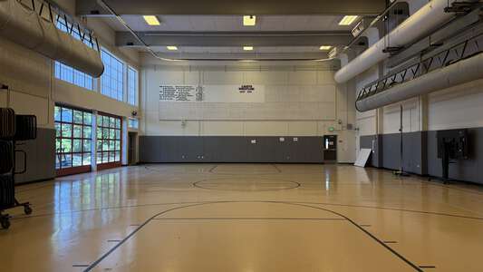 Lakota Middle School in Federal Way Washington - Gym - Auxiliary Slideshow Image 0