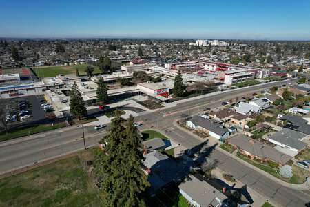 Lodi Unified School District in Lodi California - Lodi High School Slideshow Image 0