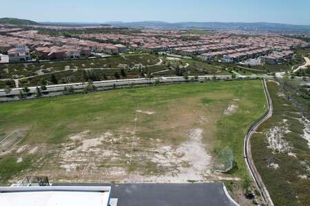 Loma Ridge Elementary School in Irvine California - Practice Field 2 Slideshow Image 3