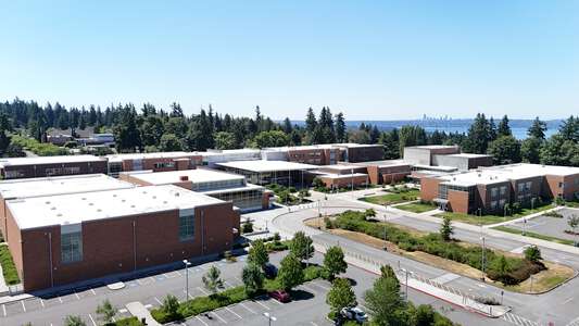 Lake Washington School District in Redmond Washington - Lake Washington High School Slideshow Image 0