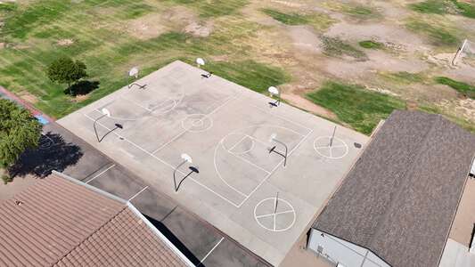 Maricopa Elementary School in Maricopa Arizona - Outdoor Basketball Courts Slideshow Image 1