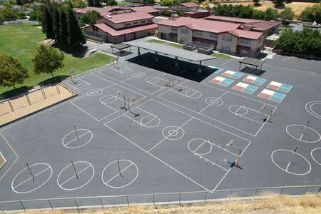 Mno Grant Elementary School in Antioch California - Outdoor Basketball Courts Slideshow Image 2