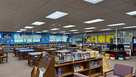 Mount Holly Elementary School in Goose Creek South Carolina - Media Center Slideshow Image 2