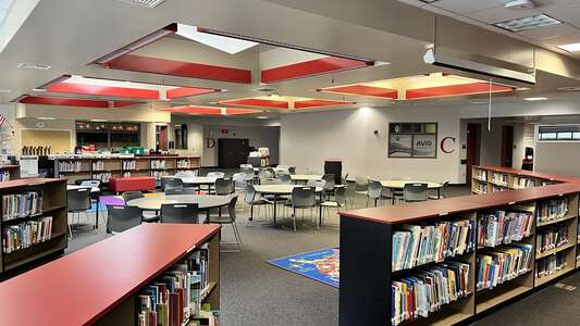 McSweeny Elementary School in Hemet California - Library Slideshow Image 2