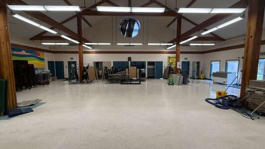 Main Street Elementary School in Soquel California - Cafeteria Slideshow Image 0