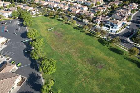 Oak Creek Elementary School in Irvine California - Practice Field 1 Slideshow Image 2