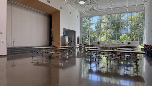 Olympic View K-8 in Federal Way Washington - Cafeteria Slideshow Image 3