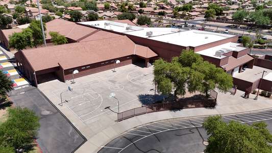 Pima Butte Elementary School in Maricopa Arizona - Outdoor Basketball Courts Slideshow Image 2