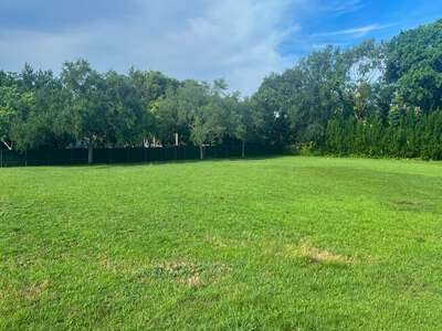 Pinecrest Elementary School in Pinecrest Florida - Practice Field Slideshow Image 1