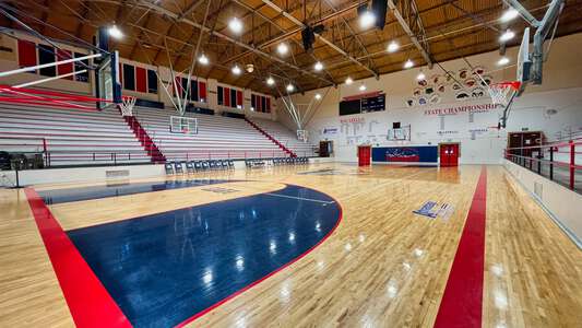 Pocatello High School in Pocatello Idaho - Main Gym Slideshow Image 0