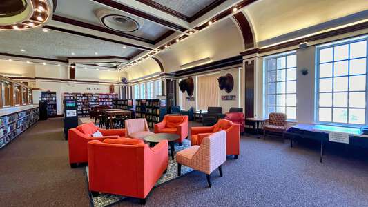 Pocatello High School in Pocatello Idaho - Library Slideshow Image 3