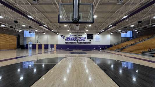 Portola High School in Irvine California - Gym Slideshow Image 2