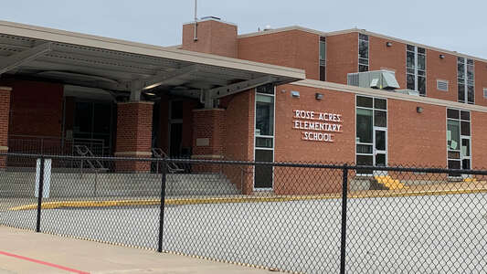 Pattonville School District in St. Ann Missouri - Rose Acres Elementary School Slideshow Image 8