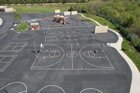 Portola Springs Elementary School in Irvine California - Outdoor Basketball Courts Slideshow Image 1