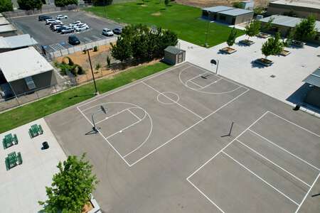 Roselawn High School in Turlock California - Outdoor Basketball Courts Slideshow Image 2