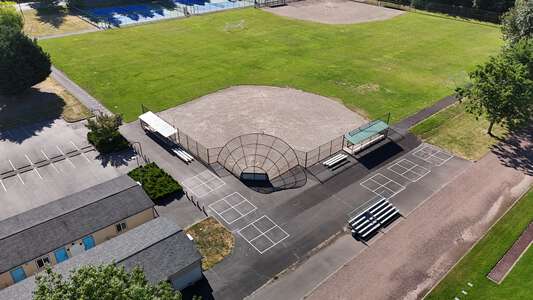 Redmond Middle School in Redmond Washington - Baseball Field 1 Slideshow Image 2