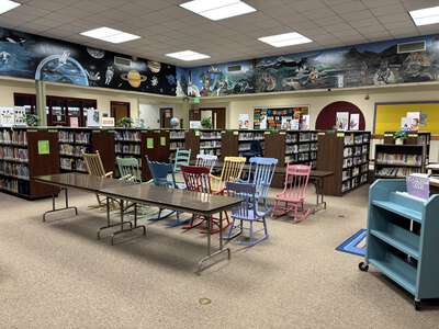 Ramsey Magnet School in Coeur d' Alene Idaho - Library Slideshow Image 2