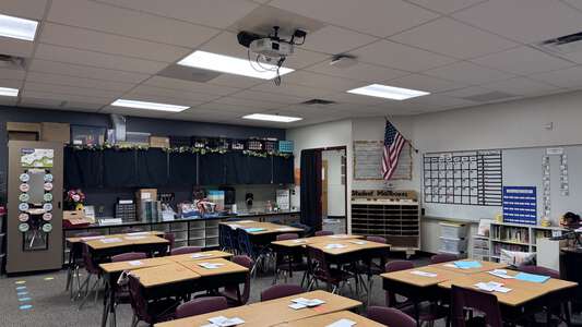Santa Cruz Elementary School in Maricopa Arizona - Classroom Slideshow Image 2
