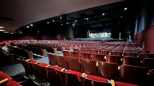 South Eugene High School in Eugene Oregon - Auditorium Slideshow Image 0