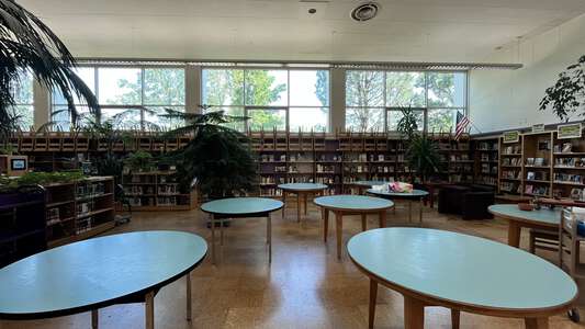 South Eugene High School in Eugene Oregon - Library Slideshow Image 1