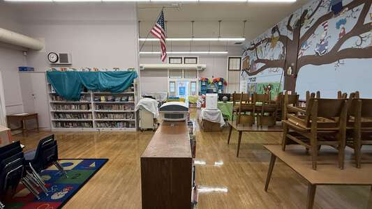 Soquel Elementary School in Soquel California - Library Slideshow Image 1