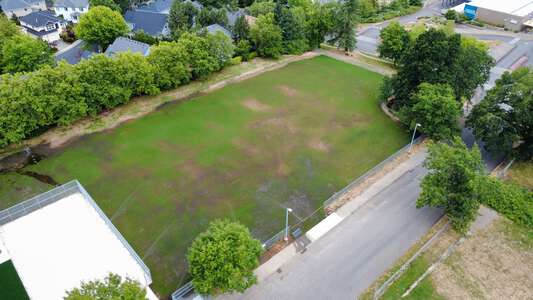 Stoller Middle School in Portland Oregon - Field - Practice 1 Slideshow Image 1