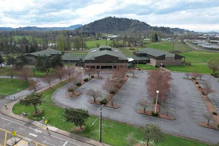 Springfield Public Schools in Springfield Oregon - Agnes Stewart Middle School Slideshow Image 0