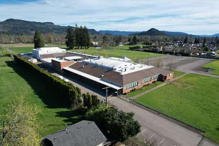 Springfield Public Schools in Springfield Oregon - Thurston Middle School Slideshow Image 5