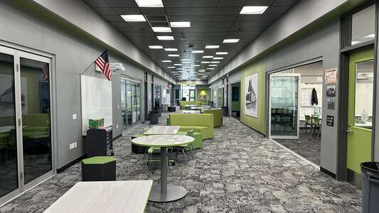 Solis Park School (K-8) in Irvine California - Student Commons Slideshow Image 4