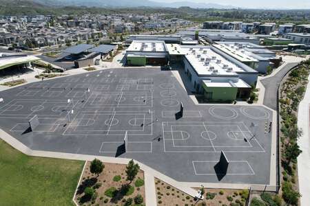 Solis Park School (K-8) in Irvine California - Outdoor Basketball Courts Slideshow Image 3