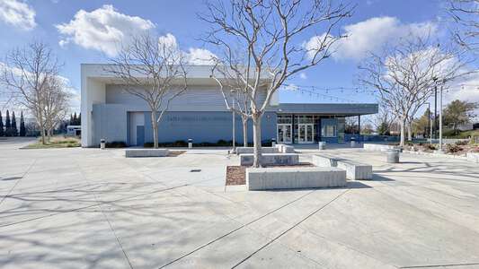 Simi Valley Unified School District in Simi Valley California - Santa Susana Performing Arts Center Slideshow Image 4