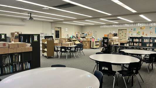 Turner Elementary School in Antioch California - Library Slideshow Image 2