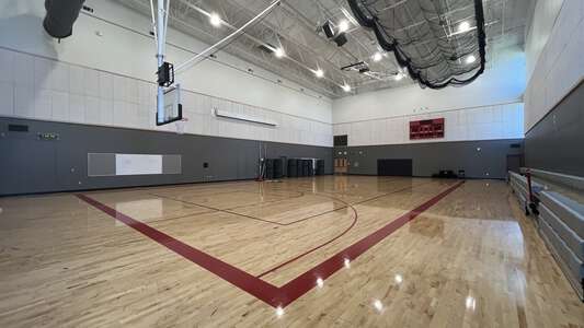 Thomas Jefferson High School in Auburn Washington - Auxiliary Gym Slideshow Image 7