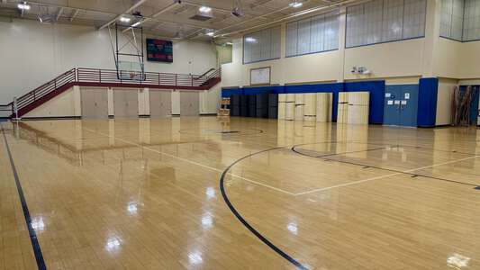 University High School in Irvine California - Practice Gym Slideshow Image 4