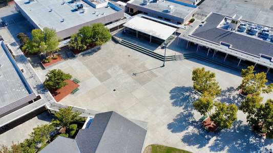 Union Middle School in San Jose California - Quad Slideshow Image 4