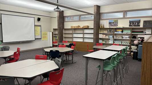 Venture Academy in Coeur d' Alene Idaho - Library Slideshow Image 2