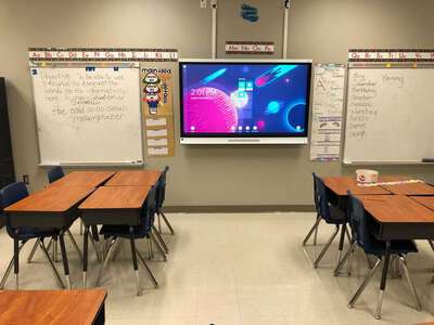 Ventura Elementary School (OCPS) in Orlando Florida - Classroom Slideshow Image 1